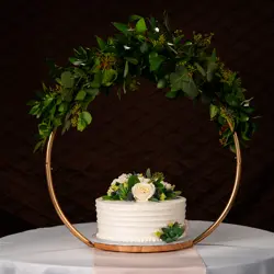 10" Divine Wedding Cake 