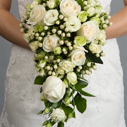 Large Cascade Bouquet