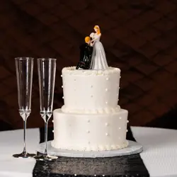 6" x 8" Splendid Wedding Cake 